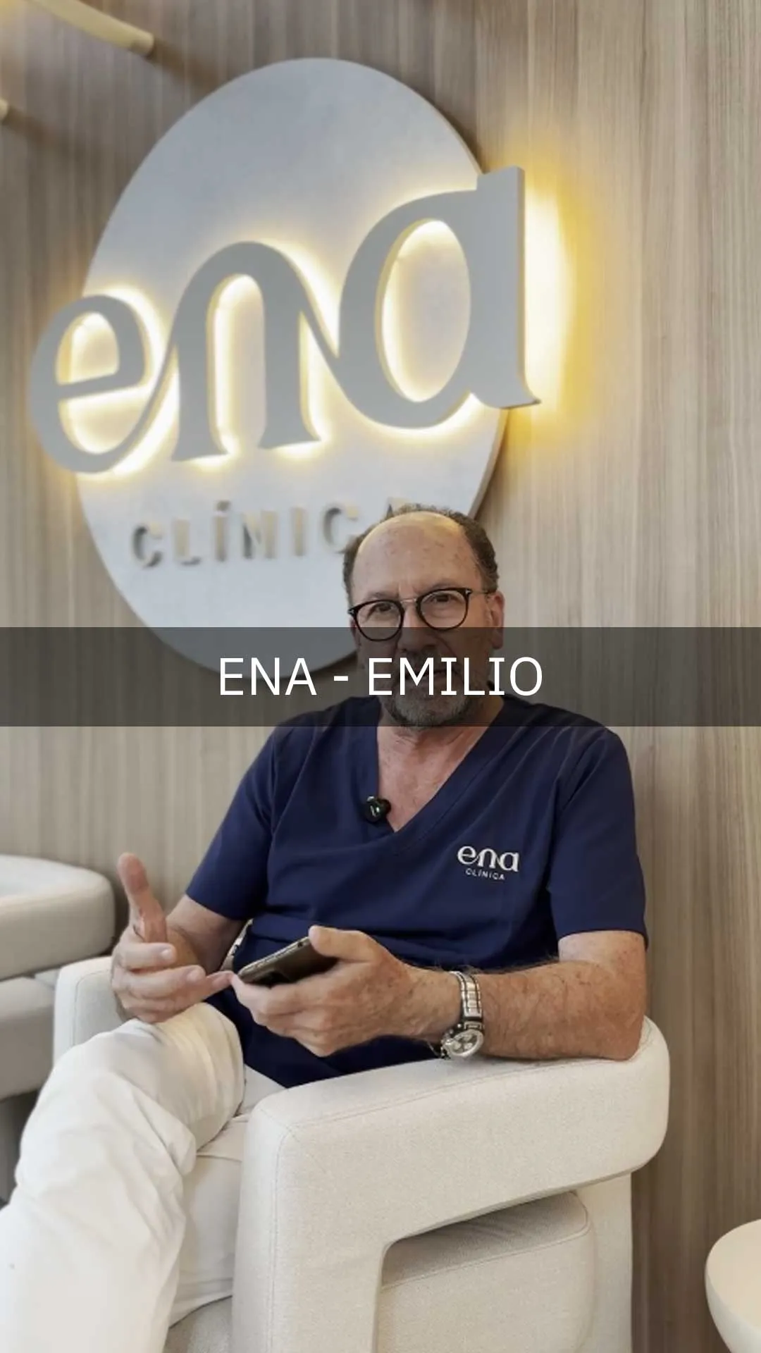 Vídeo vertical — Ena